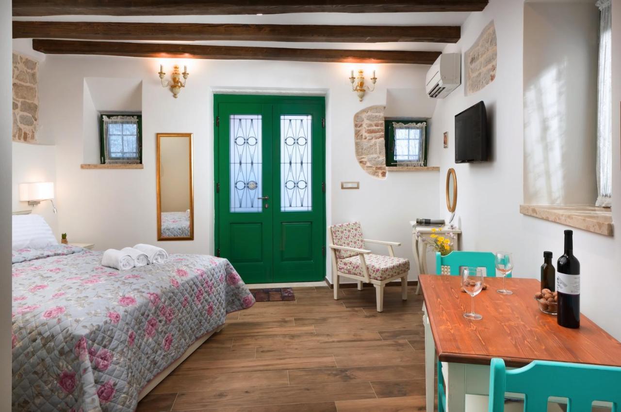 Monterosso City Center Rovinj Luaran gambar